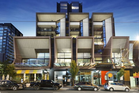 STYLISH 2BR 2BTH + CAR = HEART OF SOUTH YARRA - Accommodation Bookings 0