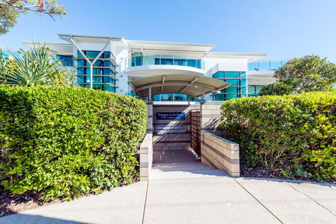 Stylish Beach Side Apartment - Unit 5 - 33 Lorikeet Drive - Accommodation Bookings 2