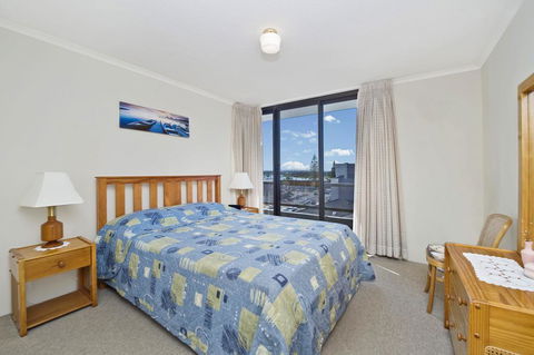 Sundial 602 8-10 Hollingworth Street - Accommodation Bookings 3