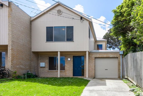 Sunningdale Beach House 12 - Accommodation Bookings 1