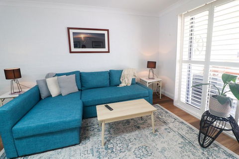 Sunflower Villa In Raffertys Resort - Accommodation Bookings 3