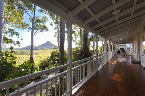 Sunrise At Sanquar, Noosa Hinterland - Accommodation Bookings 3