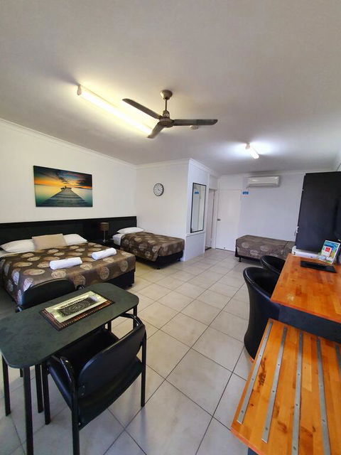 Sunseeker Motel - Accommodation Bookings 3