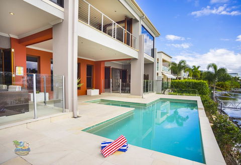 Sunset Circle At The Cove - Accommodation Bookings 1