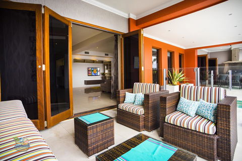 Sunset Circle At The Cove - Accommodation Bookings 3