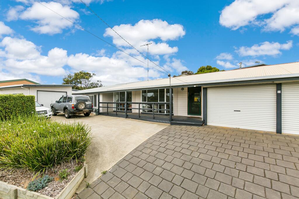 Jan Juc VIC Accommodation Bookings