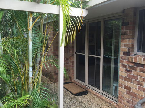 Sunshine Coast Tropical Getaway - Accommodation Bookings 3