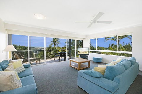 Sunshine Cove, Across The Road From The Beach - Accommodation Bookings 1