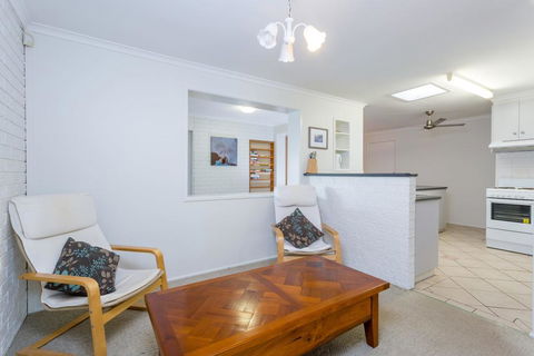 Sunyata Beach House - Rainbow Beach, Beachside Escape With A Pool, Pet Friendly And Wi-Fi - Accommodation Bookings 2