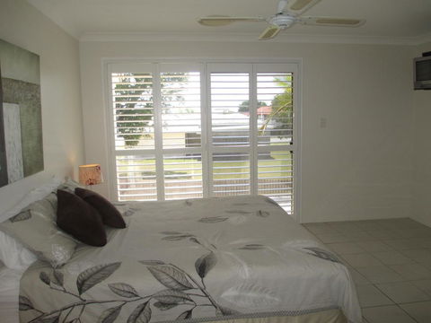 Superb Location - Hervey Bay - Accommodation Bookings 3