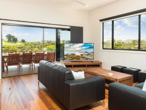 Surf Mist - Accommodation Bookings 2