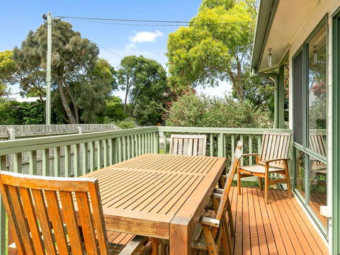 Surf Rest'n Bay - Accommodation Bookings 1