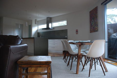 SURF Side SECRET INVERLOCH - Accommodation Bookings 2
