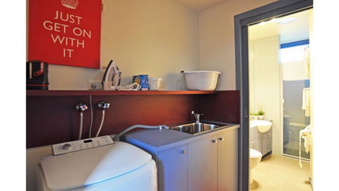SURF SOUNDS - Accommodation Bookings 3