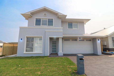 Surfers Paradise At Catherine Hill Bay - Accommodation Bookings 1