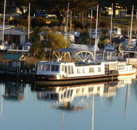 Swamp Fox luxury 2BR Dutch Barge - Accommodation Bookings