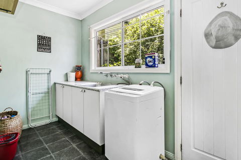 Swanbrook - Accommodation Bookings 2