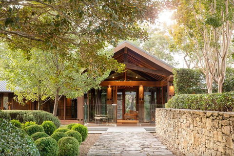 Sweven - Accommodation Bookings 0