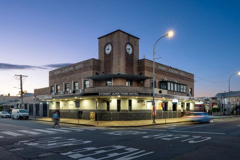 Sydney Junction Hotel - Accommodation Bookings 0