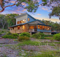 Sydney View - 70km from Sydney 1000km from care