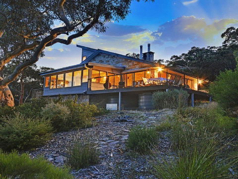 Sydney View - 70km From Sydney, 1000km From Care! - Accommodation Bookings 3