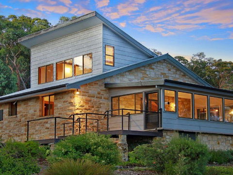 Sydney View - 70km From Sydney, 1000km From Care! - Accommodation Bookings 2