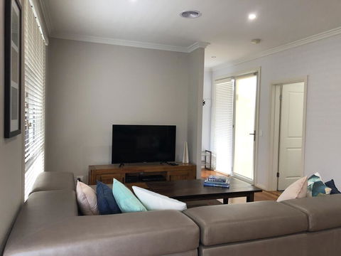 Taboga, 3 Bedroom, 3 Bathroom Villia - Accommodation Bookings 2