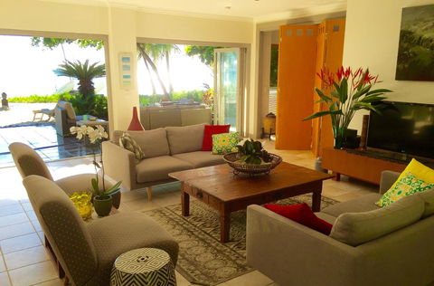 Tali Oak Beach House - Accommodation Bookings 1