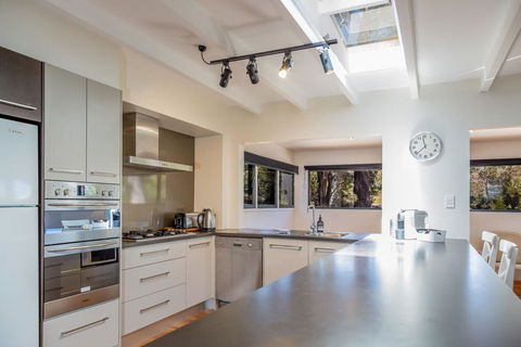Tallwood 24, NARRWALLEE - Accommodation Bookings 1