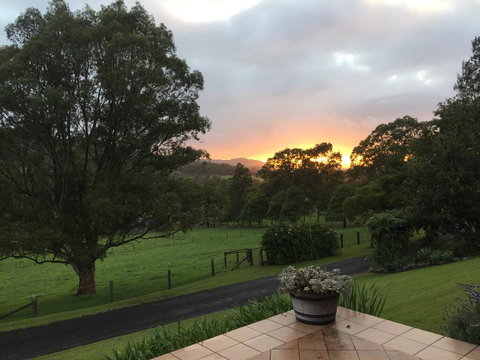 Tantallon - Accommodation Bookings 2