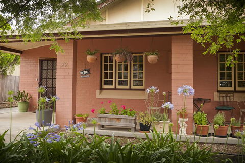 Taree Apartment - Accommodation Bookings 1