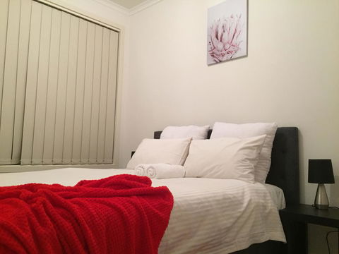 Tasha's Apartments On Kerry - Accommodation Bookings 0