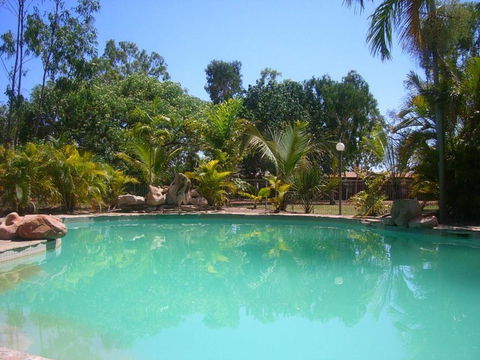 Territory Manor Motel & Caravan Park - Accommodation Bookings 0