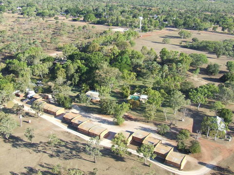 Territory Manor Motel & Caravan Park - Accommodation Bookings 1