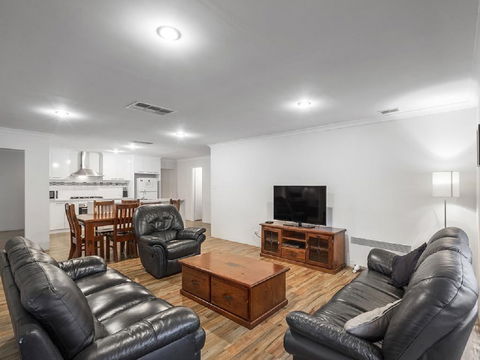 The Antonia Way - Accommodation Bookings 0