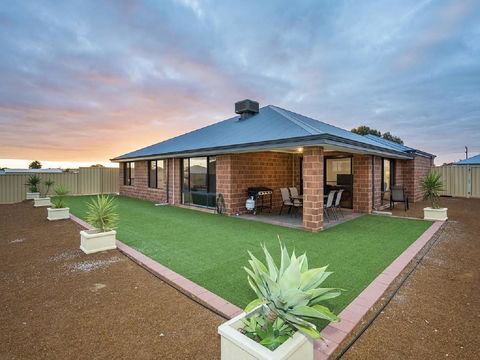 The Antonia Way - Accommodation Bookings 3