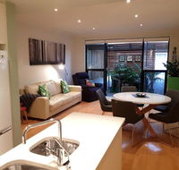 The Artisan - 3BR House In The City - Accommodation Bookings