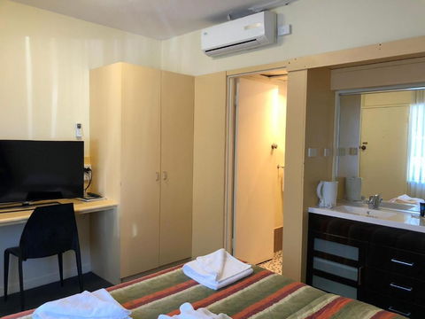 The Astor Suites - Accommodation Bookings 1