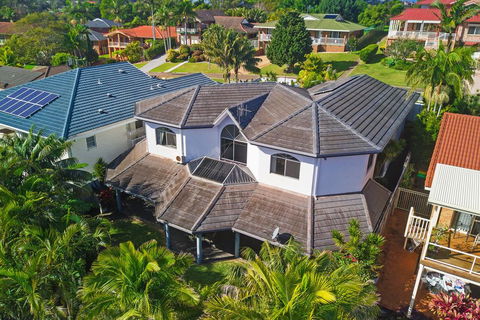 The Atrium, 11 Kentia Close - Accommodation Bookings 1