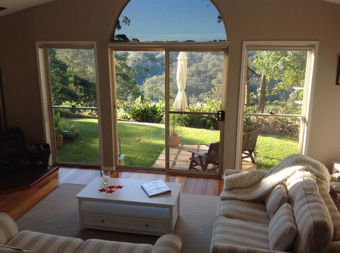 The Avenue At Montville Luxury Cottage - Accommodation Bookings 2