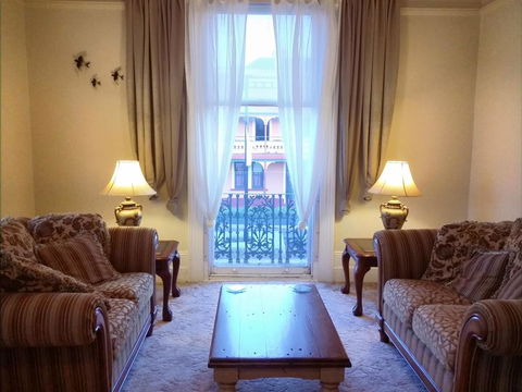 The Bank Guesthouse Glen Innes - Accommodation Bookings 3