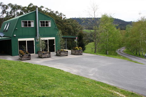 The Barn @ Charlottes Hill - Accommodation Bookings 0