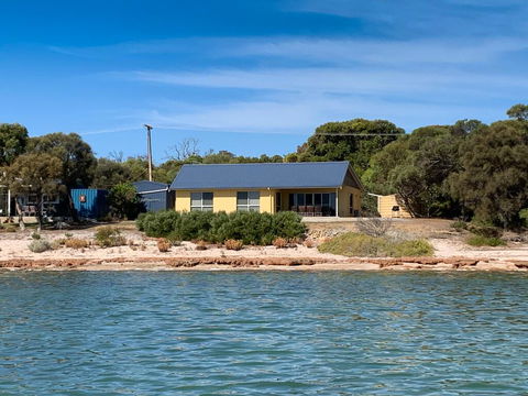 The Beach House - Accommodation Bookings 0