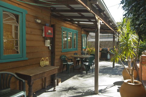 The Beach House - Fremantle - Accommodation Bookings 3