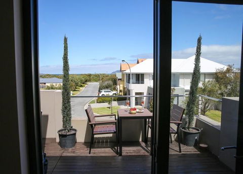 The Beach House At Bayside - Accommodation Bookings 1