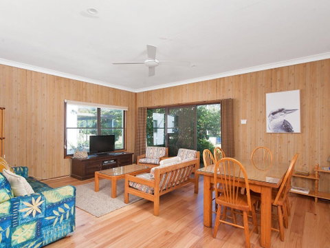 The Beach Shack At Nelson Bay - Accommodation Bookings 2