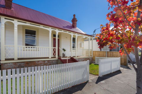 Brampton Cottage - Accommodation Bookings 5