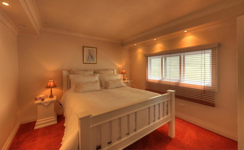 Ellie\'s Cottages - Accommodation Bookings 11