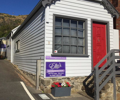 Ellie\'s Cottages - Accommodation Bookings 2