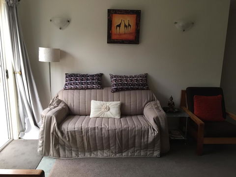 Oatlands Retreat - Accommodation Bookings 3
